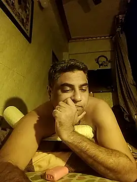 hardnhornybull online show from January 2026 09:55:01 PM