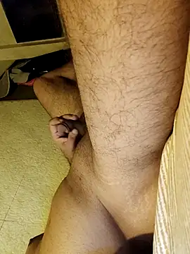 Snapshot of hardnhornybull chatting on June 2026 08:06:01 PM hardnhornybull online show from June 2026 08:06:01 PM