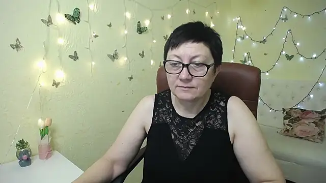 EmilyL0ve online show from March 2026 06:22:01 AM