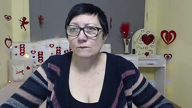 EmilyL0ve online show from February 2026 06:22:01 AM