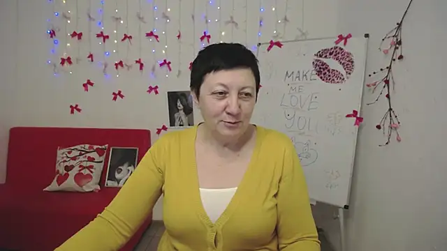 EmilyL0ve online show from February 2026 07:33:02 PM