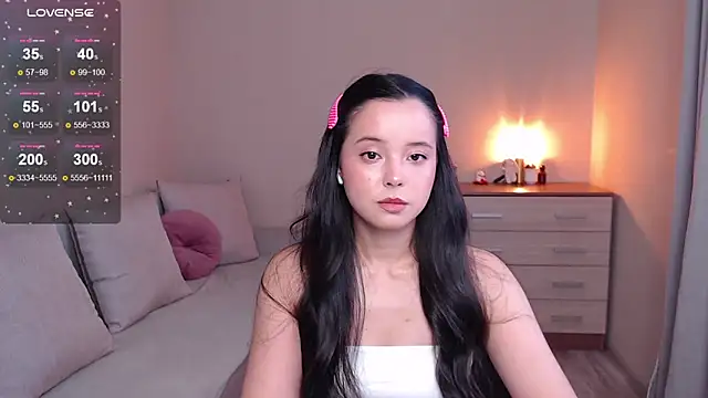 lia hetty online show from October 2025 01:01:02 PM