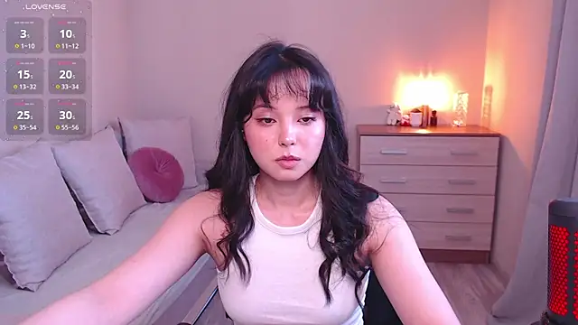 lia hetty online show from April 2026 12:12:02 PM