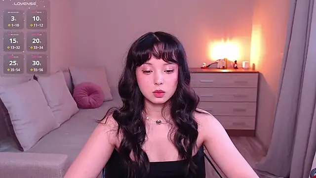 lia hetty online show from March 2026 02:33:01 PM