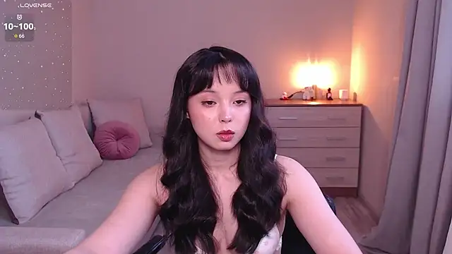 lia hetty online show from March 2026 01:04:01 PM