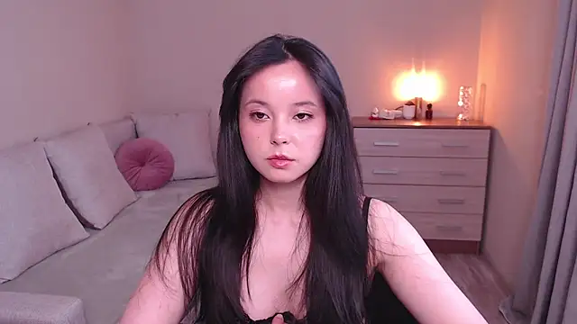 lia hetty online show from May 2026 03:15:02 PM