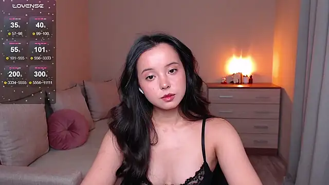 lia hetty online show from September 2025 04:35:02 PM
