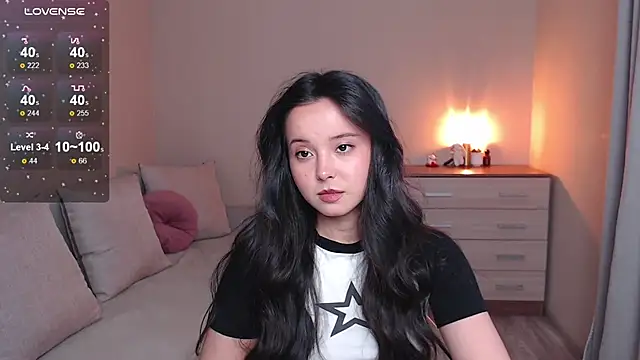 lia hetty online show from October 2025 02:18:02 PM
