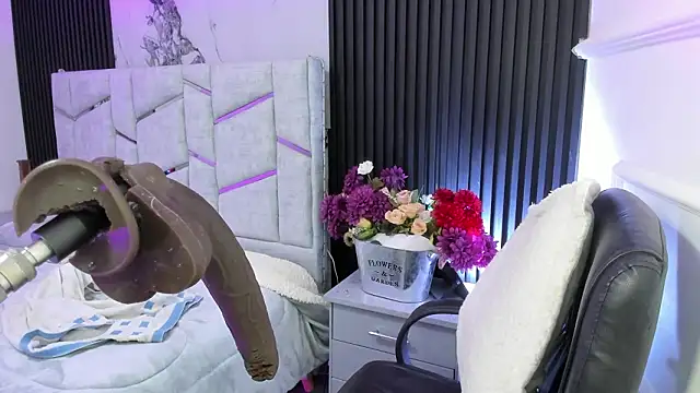 Ariablakee online show from February 2026 12:56:01 AM