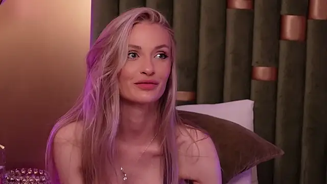 Snapshot of AmeliaAngel chatting on June 2026 12:32:02 AM AmeliaAngel online show from June 2026 12:32:02 AM