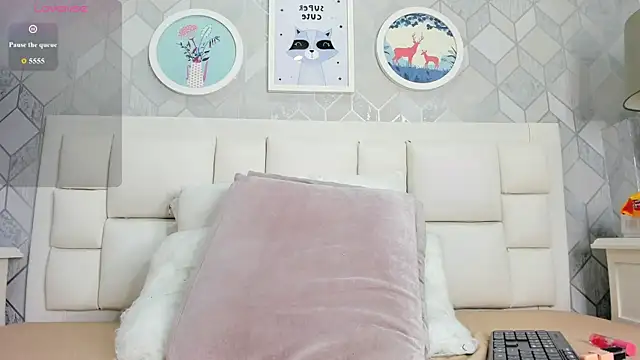 Snapshot of laura_rouse7 chatting on February 2026 07:46:01 PM laura rouse7 online show from February 2026 07:46:01 PM