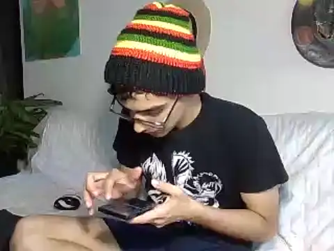 Colombian0baby online show from January 2026 08:48:01 PM