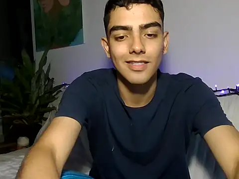 Colombian0baby online show from January 2026 09:18:01 PM