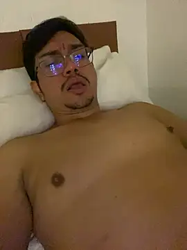 GostosoRS25 online show from July 2026 08:44:02 PM