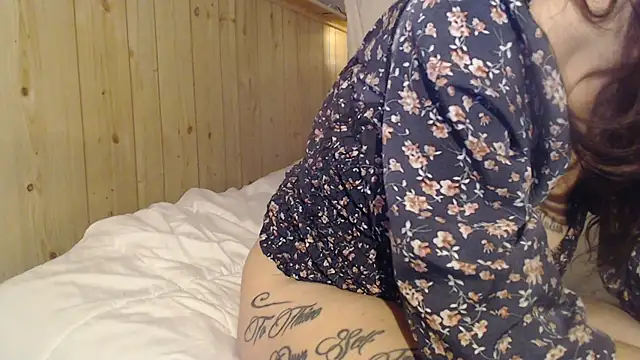 Snapshot of saraswirls69@xh chatting on May 2026 02:45:01 PM saraswirls69xh online show from May 2026 02:45:01 PM