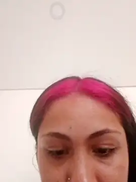 Luli2401 online show from January 2026 07:50:02 PM