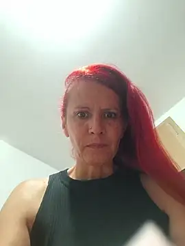 cintia love online show from May 2026 07:14:02 PM