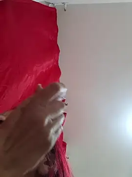 cintia love online show from April 2026 10:05:02 PM