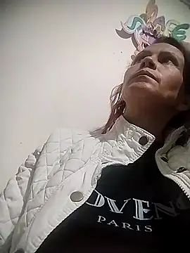 cintia love online show from February 2026 01:50:02 AM