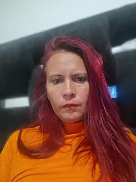 cintia love online show from March 2026 01:40:01 AM