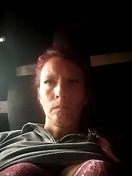 cintia love online show from February 2026 10:19:01 PM