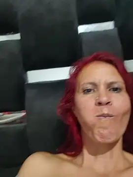 cintia love online show from April 2026 10:12:02 PM