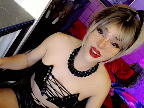 Snapshot of BEYBIDOMME chatting on April 2026 06:14:02 PM BEYBIDOMME online show from April 2026 06:14:02 PM