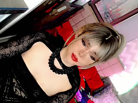 Snapshot of BEYBIDOMME chatting on May 2026 05:45:01 AM BEYBIDOMME online show from May 2026 05:45:01 AM
