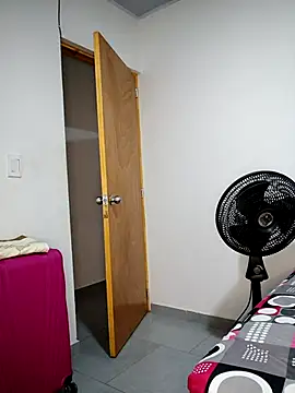 IIv0ryN0IIReX-XX online show from February 2026 12:23:01 PM