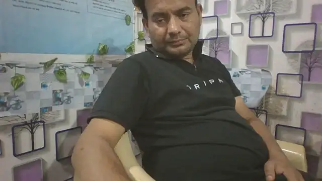 KUMA 500 online show from February 2026 01:44:02 PM