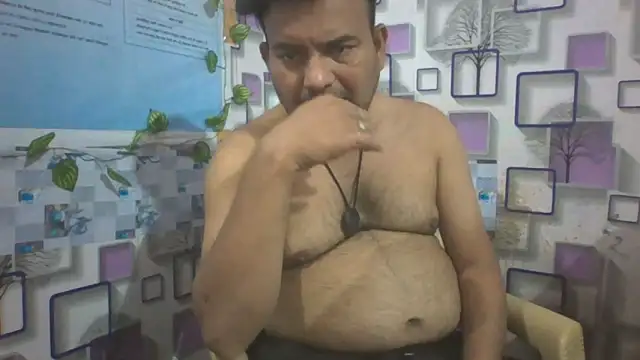 KUMA 500 online show from January 2026 02:43:02 PM