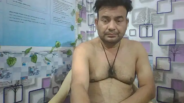 KUMA 500 online show from January 2026 02:02:02 PM