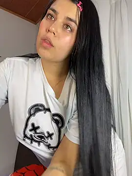 sophyy white online show from July 2026 05:30:02 AM