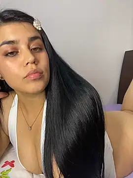 sophyy white online show from July 2026 05:14:02 AM