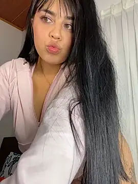 sophyy white online show from July 2026 05:36:02 AM