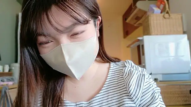   Yui  online show from January 2026 02:59:01 AM