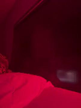 cloudyplay661 online show from April 2026 10:05:02 PM