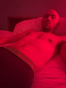 cloudyplay661 online show from February 2026 07:15:02 AM