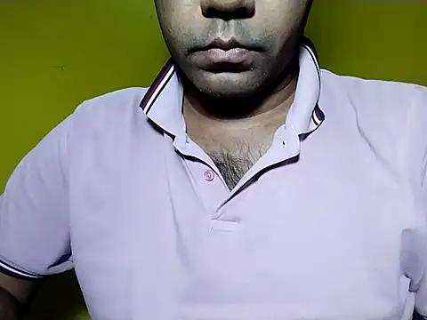 Snapshot of Lucky___05 chatting on June 2026 05:12:01 AM Lucky 05 online show from June 2026 05:12:01 AM