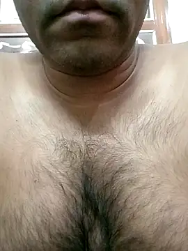 Snapshot of Lucky___05 chatting on June 2026 05:52:01 PM Lucky 05 online show from June 2026 05:52:01 PM