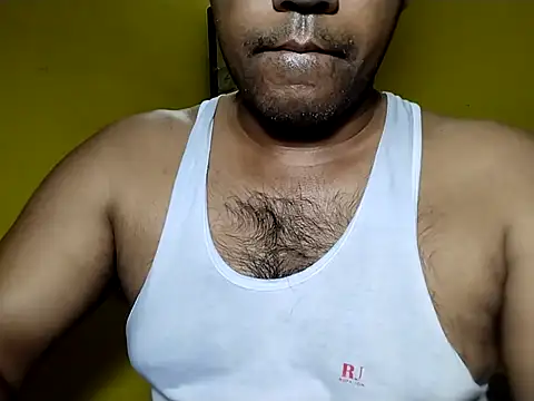 Snapshot of Lucky___05 chatting on August 2026 03:20:02 PM Lucky 05 online show from August 2026 03:20:02 PM