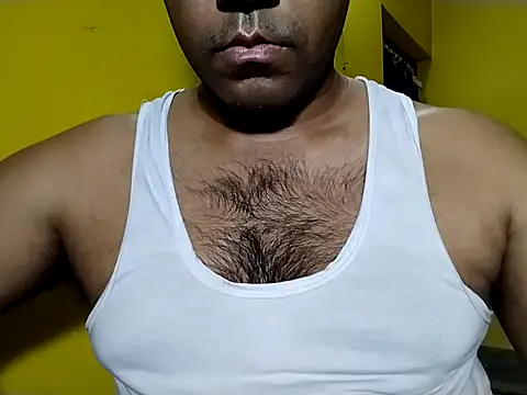 Snapshot of Lucky___05 chatting on July 2026 03:09:01 PM Lucky 05 online show from July 2026 03:09:01 PM