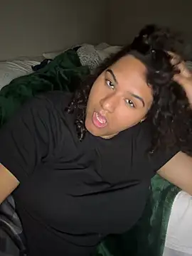 Angeliccreamyrican online show from April 2026 05:11:02 AM