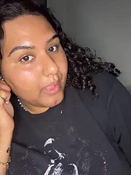 Angeliccreamyrican online show from April 2026 04:52:01 AM