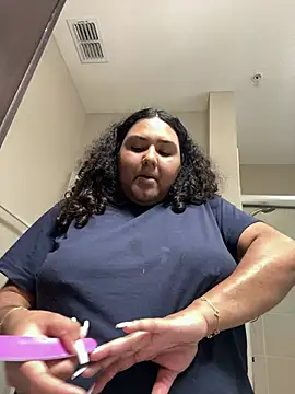 Angeliccreamyrican online show from April 2026 09:49:01 PM