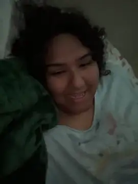 Angeliccreamyrican online show from April 2026 11:33:01 AM