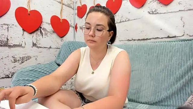 Sweetie Rozzy online show from June 2026 01:32:01 AM