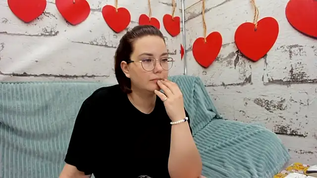 Sweetie Rozzy online show from May 2026 01:46:01 AM