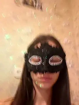 Snapshot of LichelleQVoss chatting on January 2026 04:21:02 PM LichelleQVoss online show from January 2026 04:21:02 PM