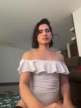 Snapshot of milablossom01 chatting on June 2026 07:52:02 PM milablossom01 online show from June 2026 07:52:02 PM